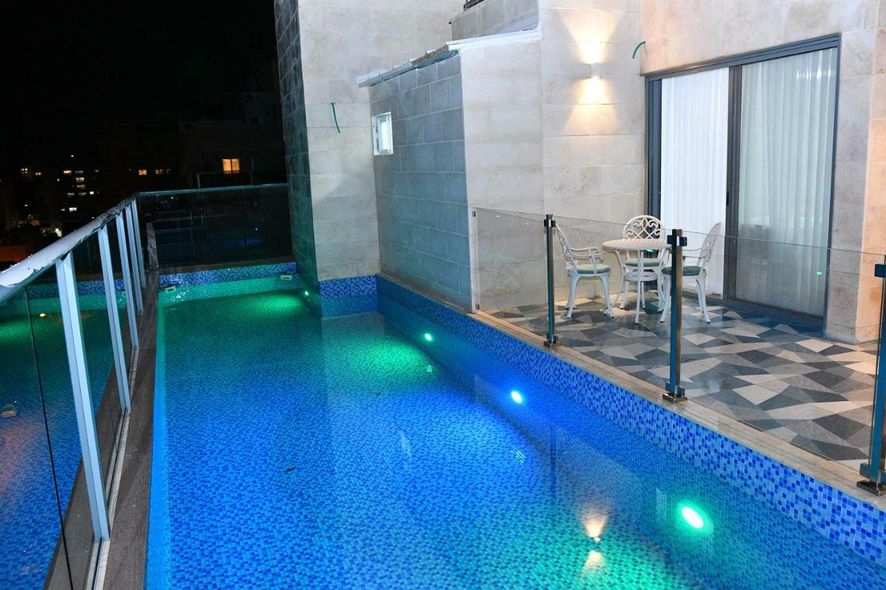 Luxury Rooftop Apartment In Netanya Exterior foto